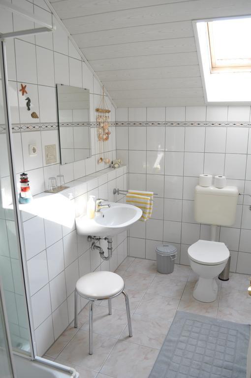 Pension Jonas Baar  部屋 写真