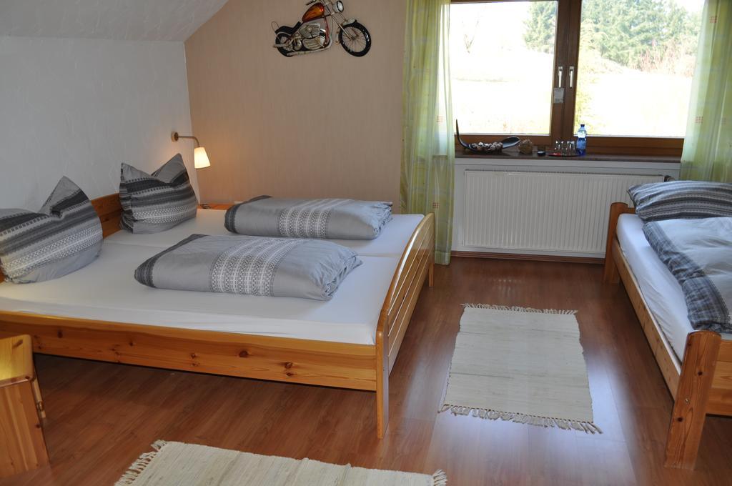 Pension Jonas Baar  部屋 写真